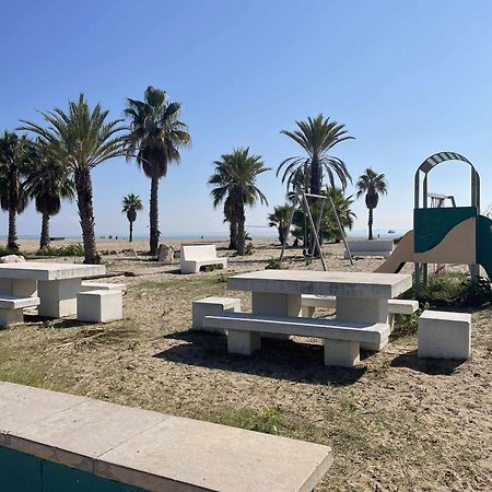 בוריאנה Apart Port Arenal Con Terraza Y Piscina מראה חיצוני תמונה